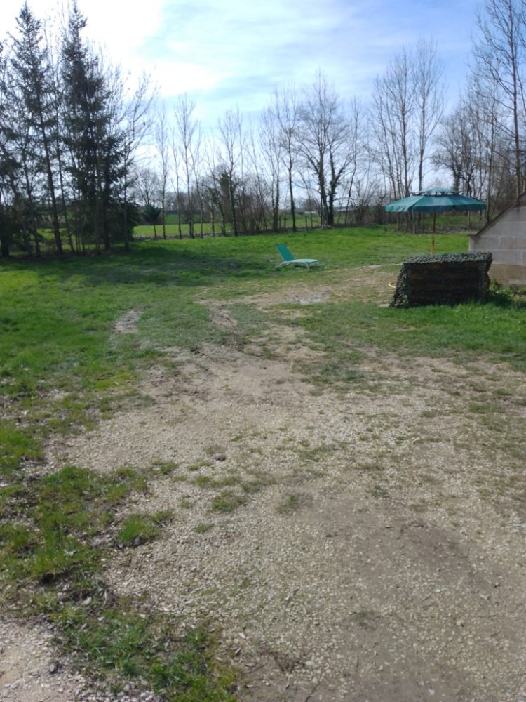 Aire camping-car  Vanault-les-Dames (51340) - Photo 4